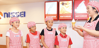 �L�񊈓��E���^